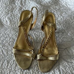 Guess heels